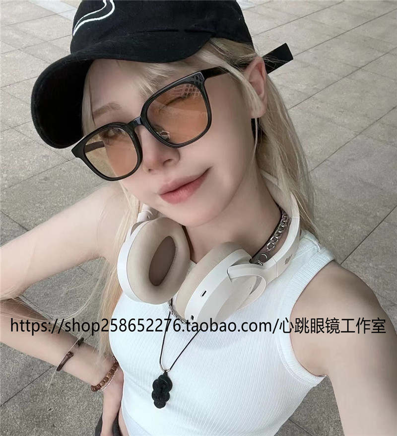 2022 new black frame brown glasses net red street shooting sunshade anti-UV sunglasses retro tide concave shape slimming