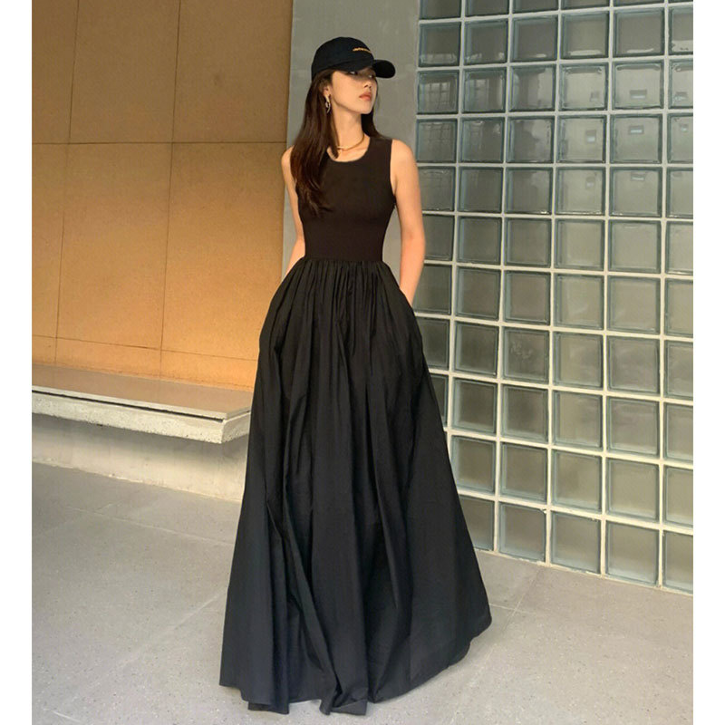 Aitrcoco Extra-Long Hepburn-Style Black Tank Dress for Women, Summer High-End Exquisite French-Style Spaghetti Strap Dress