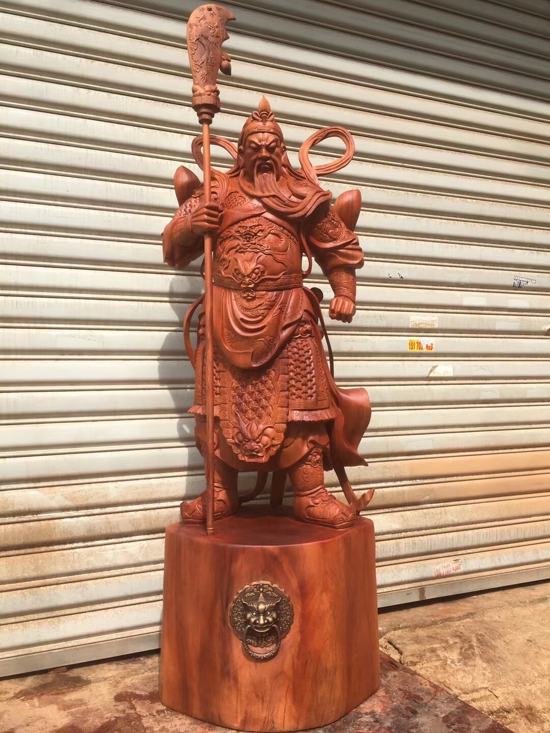 Spot African rosewood Wu Caishen wood carving Buddha statue mahogany root carving Guan Gong ornaments living room offering gifts solid wood