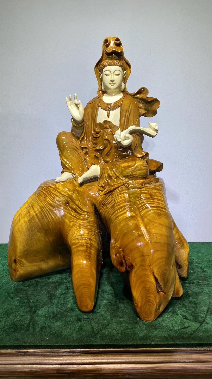 Hot selling spot gold silk Nan Ruyi Guanyin length 58 meters wide 40 40 69cm high 69cm root carved figurine wood carvings red wood engraving