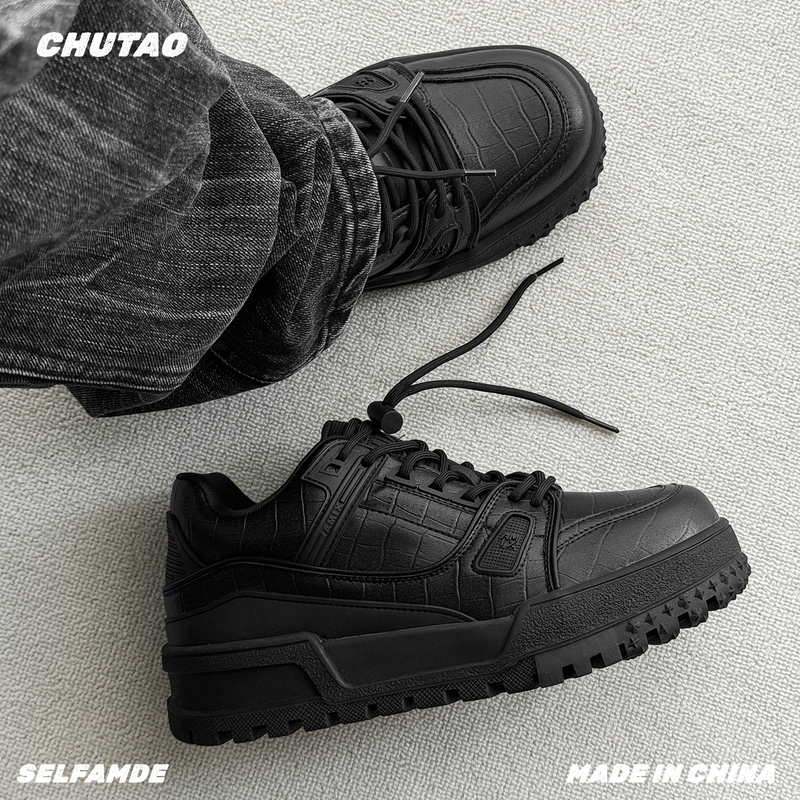 Invisible Height Increase of 7cm, Thick-Soled Black Sneakers for Men and Women, 2025 New Versatile Sports and Leisure Couple's Black Shoes