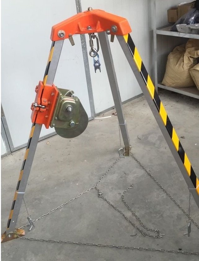 Fire rescue tripod portable tripod aluminum alloy tripod limited space operation wellhead caving bracket