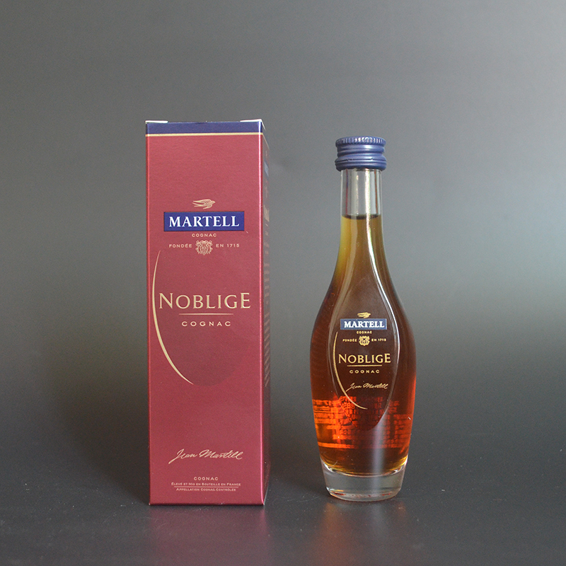 Foreign wine version Martell celebrities 50ml with boxes of small bottles of licensed decorative cakes baking net red brandy collection