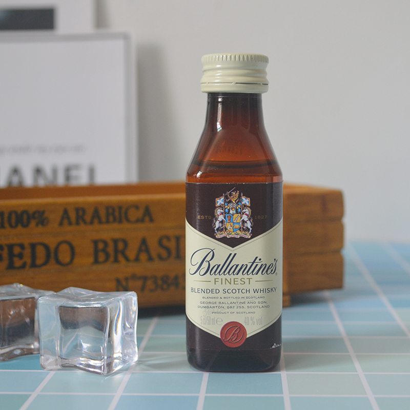 Foreign wine small wine version ballantine special alcohol whisky 50ml cake baking ornaments trial bag mini plastic bottle collection