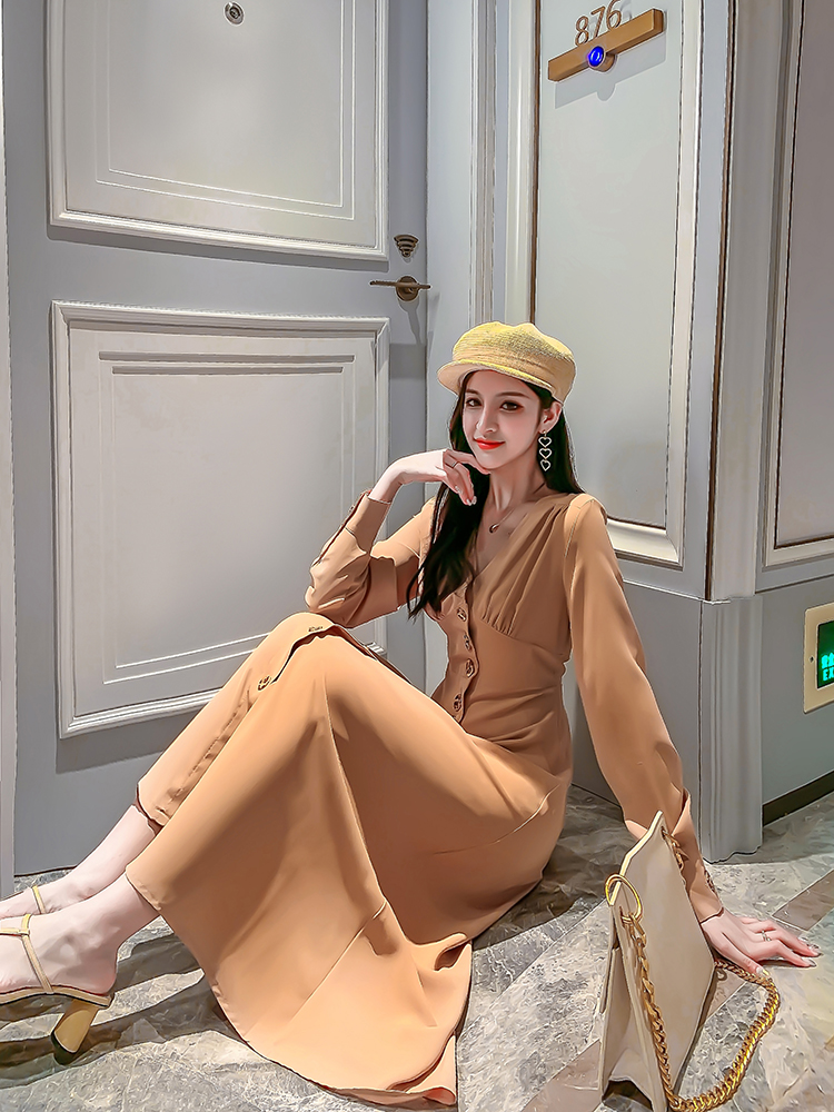 VK旗艦店 韓系時尚V領氣質單排釦長版收腰長袖洋裝