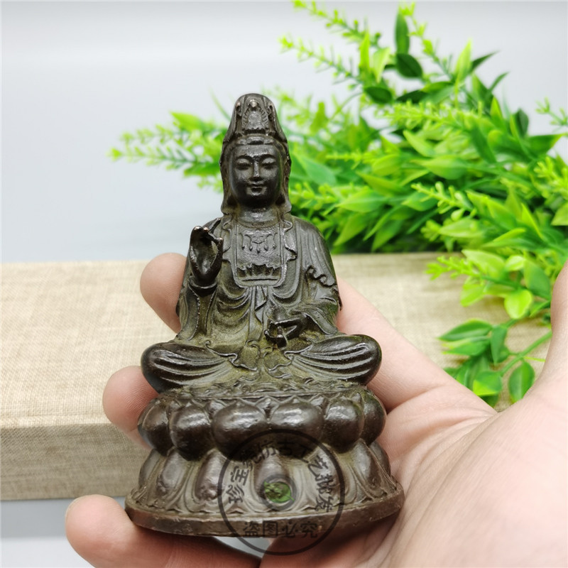 Antique bronze ware antique miscellaneous collection antique imitation copper net bottle Guanyin Bodhisattva small Buddha statue desktop decoration