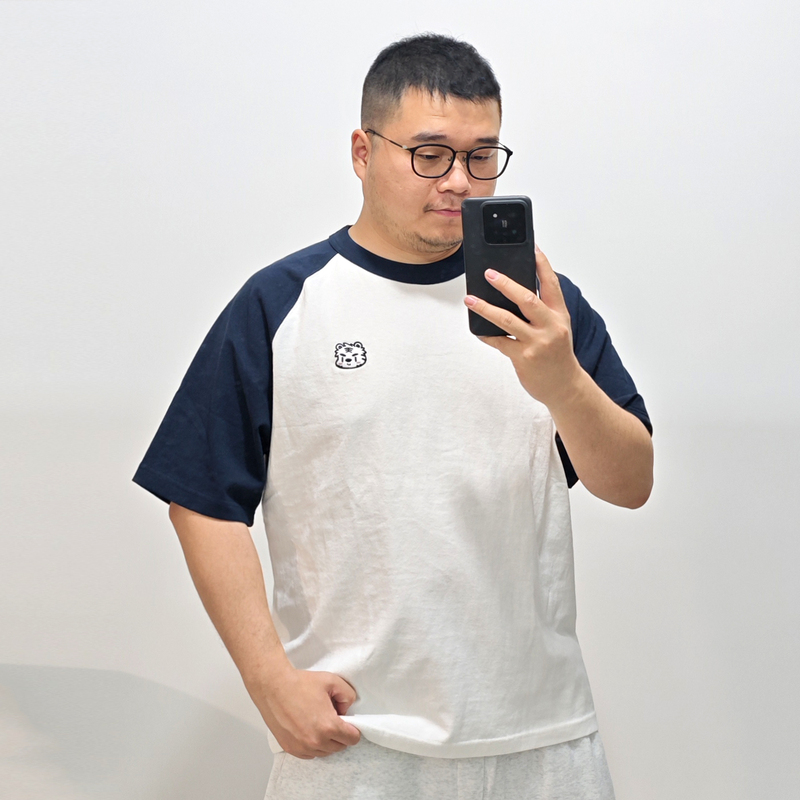 New Upgrade Original Pure Cotton 270g Heavyweight Thick T-Shirt with Raglan Sleeves and Embroidery, Men's Short-Sleeve, Loose Fit, Plus Size. New Upgrade Original Pure Cotton 270g Heavyweight Thick T-Shirt with Raglan Sleeves and Embroidery, Men's Short-Sleeve, Loose Fit, Plus Size.