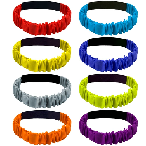 Школа Два человека с тремя леггинсами.