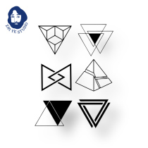 Zhi Ye Geometric Manual Penrose Triangle Finger Traction Sticking Men and Womens Neck Lines Domineering Punk Simple and Fresh