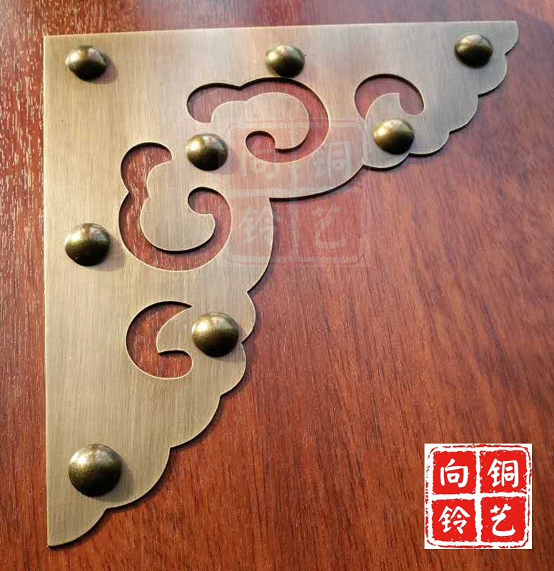 Chinese-style wooden door antique furniture pure copper horn flower accessories corner piece classical door decoration corner accessories