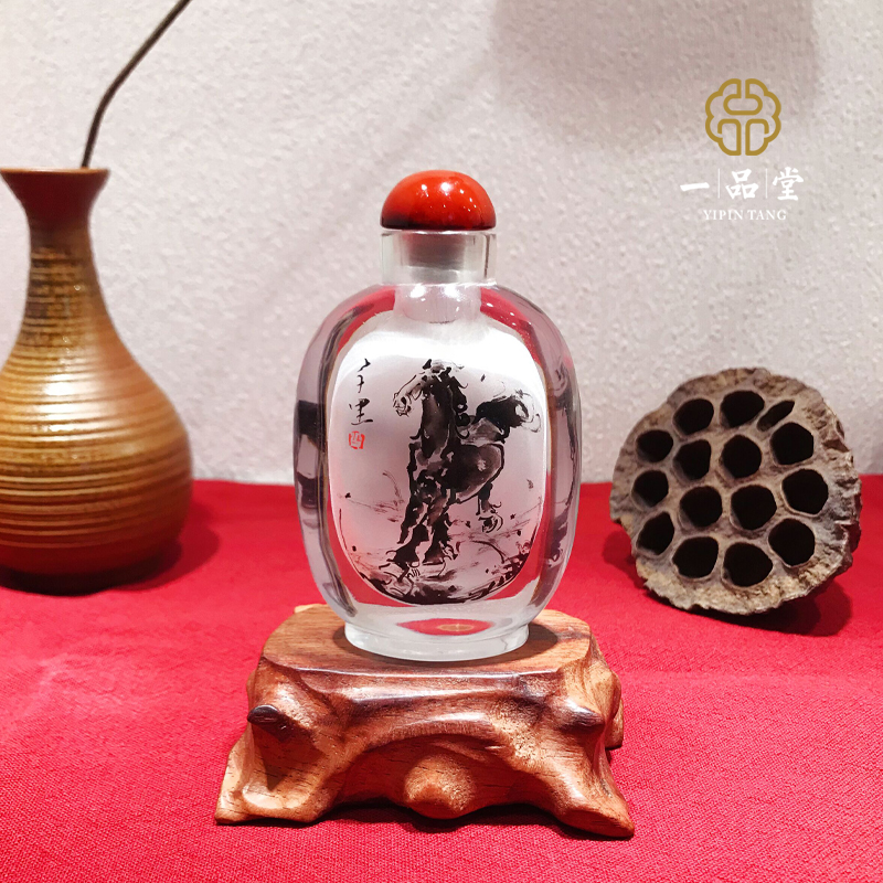 Yitang snuff bottle Crystal inner painting pure hand drawing Chinese style handicrafts to send foreigners abroad gifts