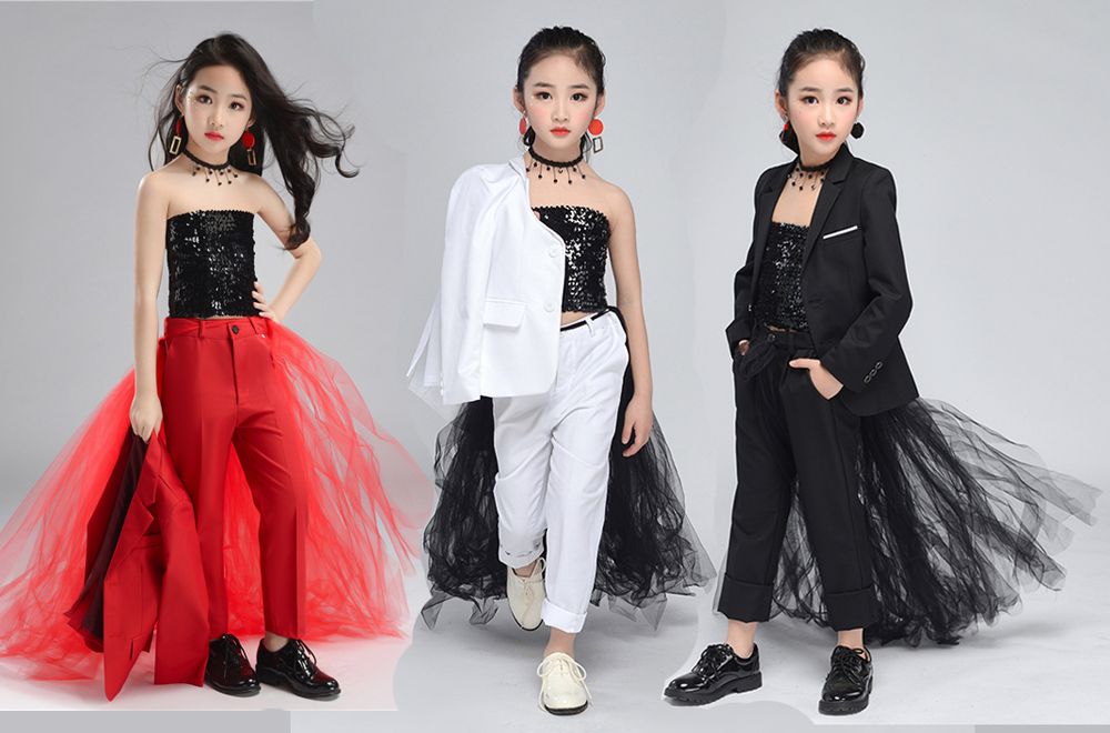 Girl Boy Suite Drag T Tap Take Take Dressing for Children Model Showsuit Fashion Car Model Dresses Black and White