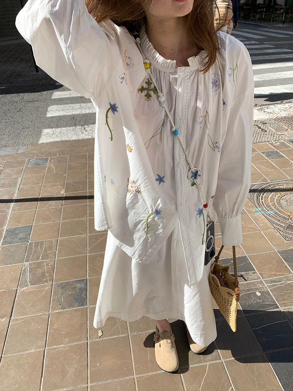 Kernel Cosmos Tuileries Garden Colorful Embroidered Lace Holiday Loose French White Shirt Kernel Cosmos Tuileries Garden Colorful Embroidered Lace Holiday Loose French White Shirt