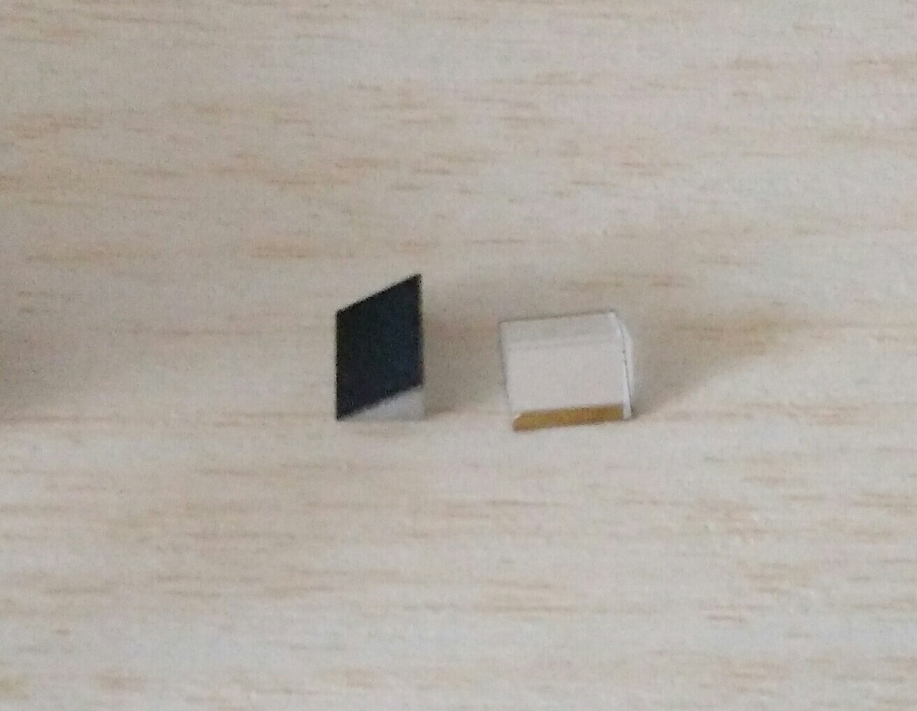 Right-angle prism reflector 8*8*8mm internal reflection and external reflection are both available