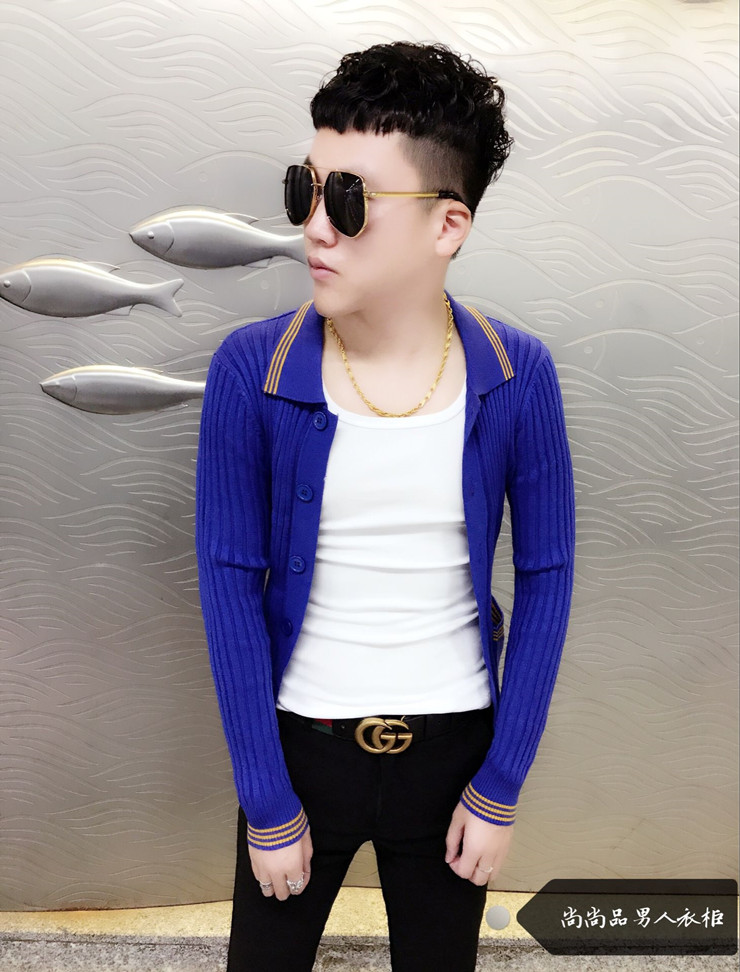 Anh chàng áo len Áo len xu hướng thời trang Nam phiên bản Hàn Quốc của áo len kẻ sọc hoang dã mùa thu đông mới phong cách áo len kiểu hàn quốc cực đẹp