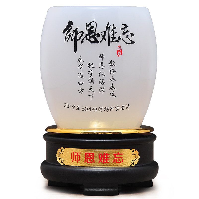 Pen holder decoration desktop souvenir Teacher's Day Graduation season to send teacher gifts Office table business custom gifts