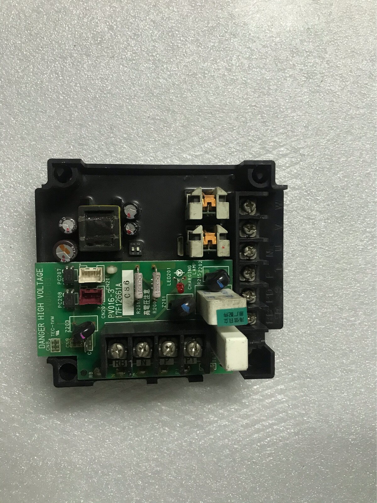 Hitachi air conditioning power conversion module 17F12661A 17C72828B PV016-0 1 HS15A3F12