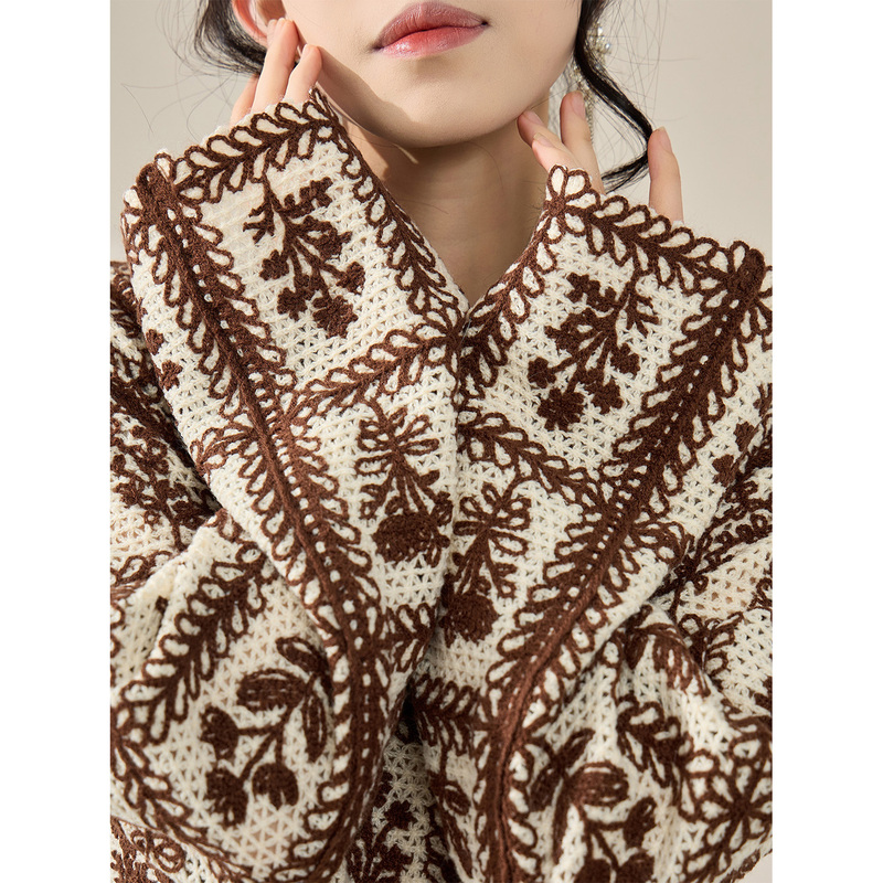 Flowingera Fair Isle Retro Plaid Round Neck Knit Sweater Loose Pullover Heavy Knit Sweater for Women Autumn and Winter Flowingera Fair Isle Retro Plaid Round Neck Knit Sweater Loose Pullover Heavy Knit Sweater for Women Autumn and Winter