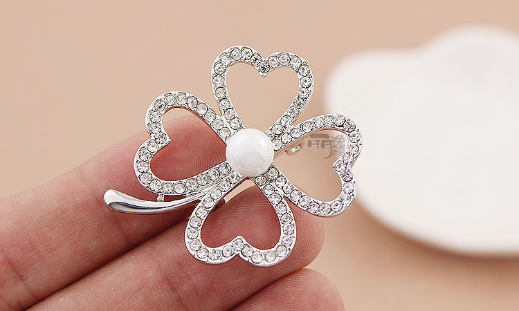 Hàn quốc Brooch Pin Retro Phụ Kiện Phụ Nữ Phần Trên Áo Đàn Bà Dễ Thương Khăn Choàng Khóa Áo Len Phù Hợp Với Trâm Coat Buckle