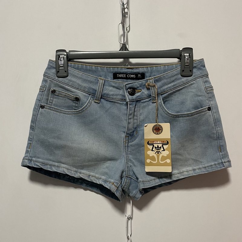 Pear-Shaped Hot Girl Shorts, Summer Women's Three-Quarter Light-Colored Low-Waist Washed Denim Shorts, Slim Fit, Versatile Jeans