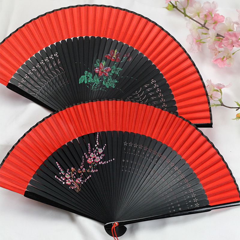 China Wind Red Hand-painted Fan Female Style Ancient Wind Hanfu Folding Fan 6 Inch Classical Carry-on Portable Folding Dance Fan