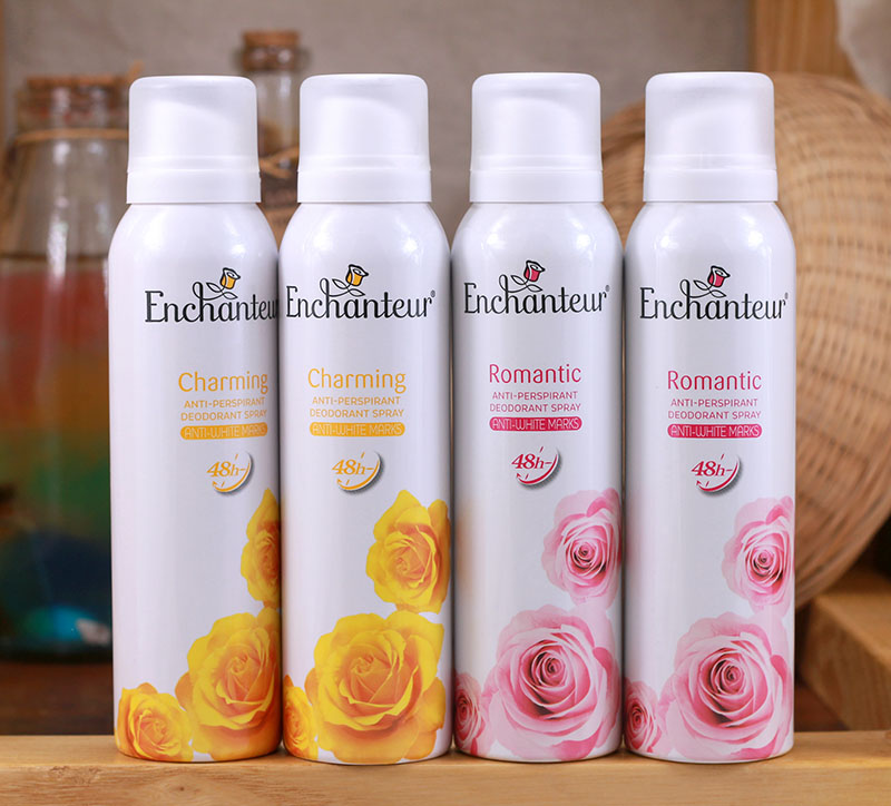 Aishi antiperspirant deodorant spray dry and refreshing dew 125ml charming romantic charm flower fragrance lasting Hong Kong goods imported 2 packs