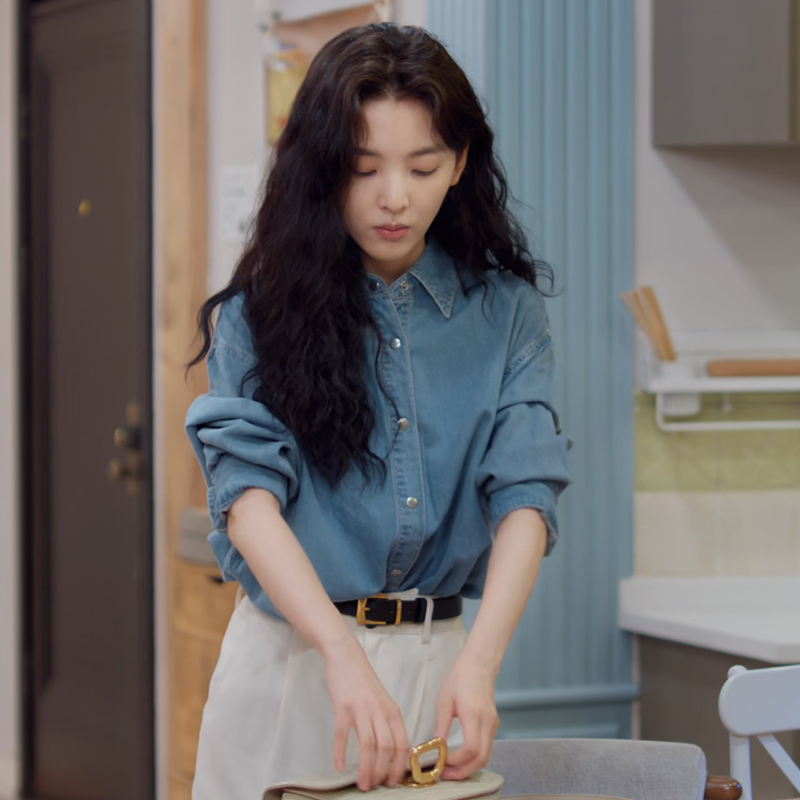 張若楠同型ブルーデニムシャツレディース2025春秋重ね着万能カジュアルルーズシャツジャケットトップス