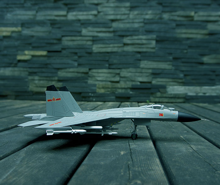 Hợp kim máy bay chiến đấu 1:72 歼 11B hoàn thành mô hình máy bay mô phỏng J11 mô hình quân sự tĩnh mô hình xe toyota