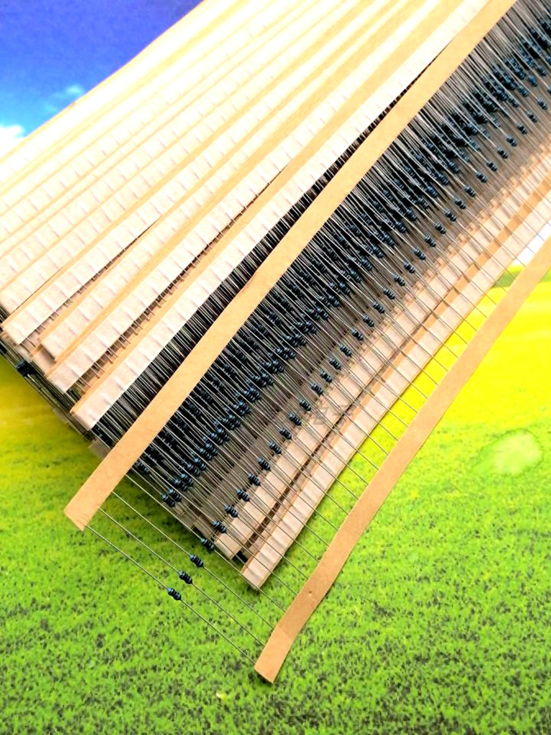 Precision five-color ring metal film in-line taping resistance 1 6 1 8W 1% full range 1K 10K