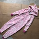 Wei Wei không trở về! Winter san hô lông cừu một mảnh đồ ngủ nhà dịch vụ jumpsuit nhỏ và vừa sleepsuit trẻ em