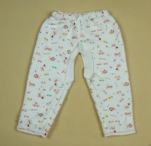 Coffret cadeau pour nouveau-né - vêtements - Ref 1956219 Image 15