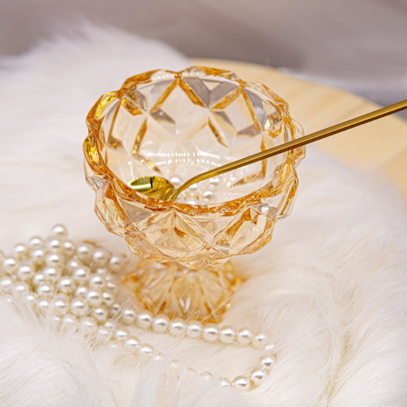 Baroque relief amber glass ice cream dessert cup home decoration accessories storage and shooting