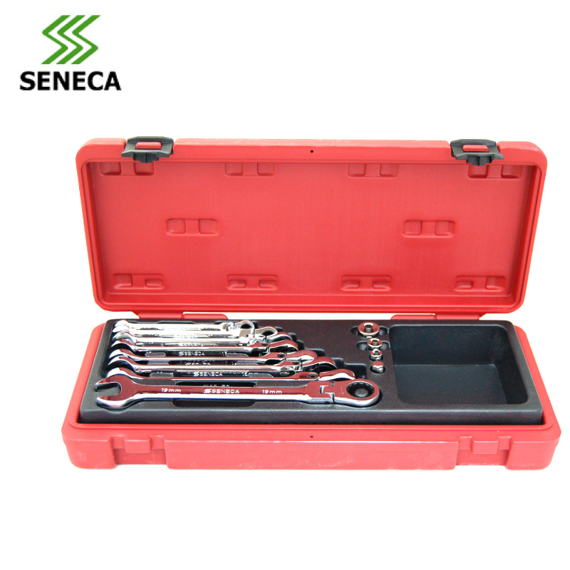 SENECA Sinica, Taiwan, 12 multi - function fast wrench - wheel wrench can be connected with rotary head sleeve