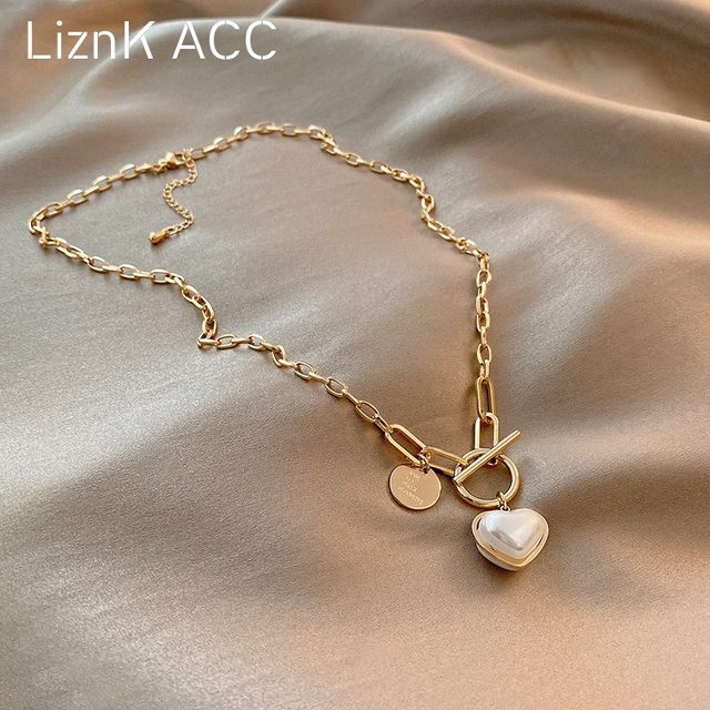 Love pearl necklace 2022 new women's light luxury niche design sense high-end light luxury clavicle chain summer