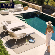 沙滩椅户外泳池躺椅防水防晒阳光房样板休闲室外藤编躺床柏万家具