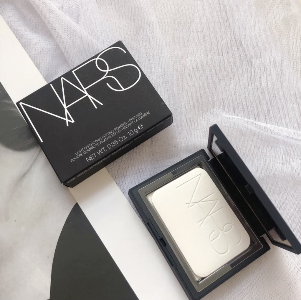 Spot NARS New Naked Light Powder Honey Cake 10g With Powder Bashing Makeup Control Oil Lasting