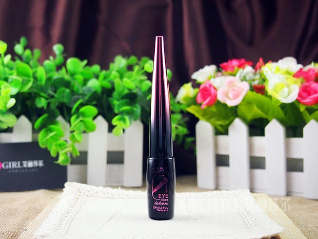 Bút kẻ mắt mềm mịn flamingo chính hãng (đầu cứng) 6.5ml không thấm nước và không thấm mồ hôi bút kẻ mắt - Bút kẻ mắt kẻ mắt maybelline