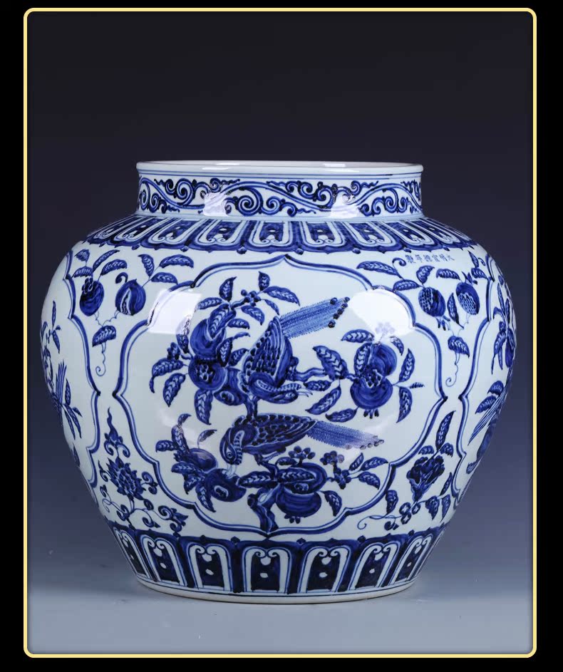 Jingdezhen ceramic aquarium place large flower pot imitation Ming xuande is blue and white porcelain of the big Chinese courtyard sitting room adornment