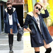 Pregnant womens coat spring and autumn new Korean loose denim A-line medium-length large-size pregnancy windbreaker 200 kg tide