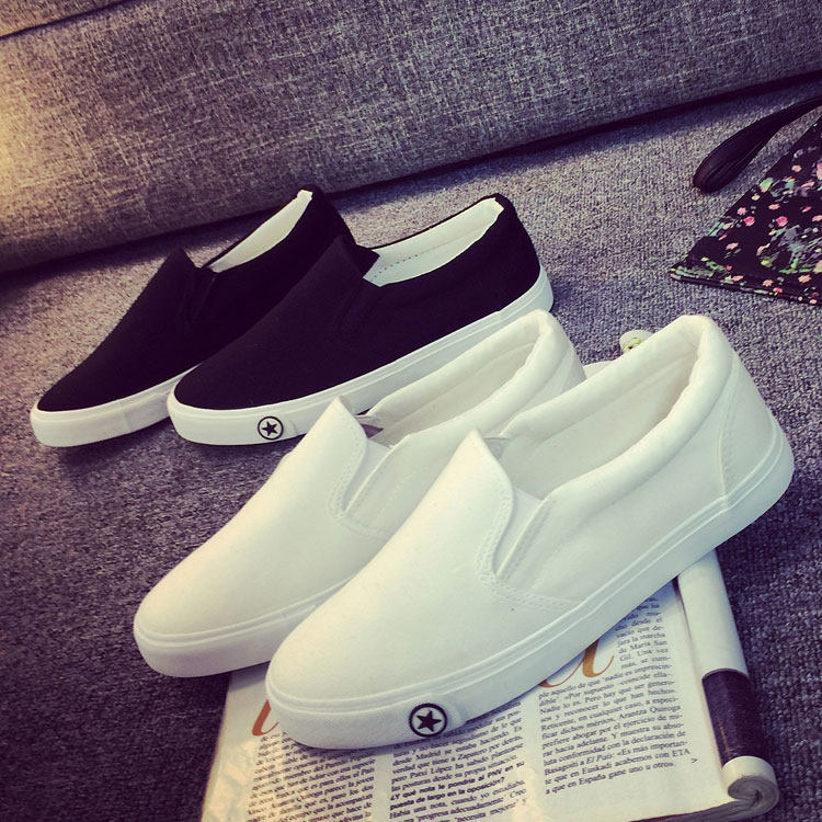 Flat heel canvas shoes black and white slip-on slip-on shoes flat cloth shoes women's shoes small white shoes spring sneakers casual shoes