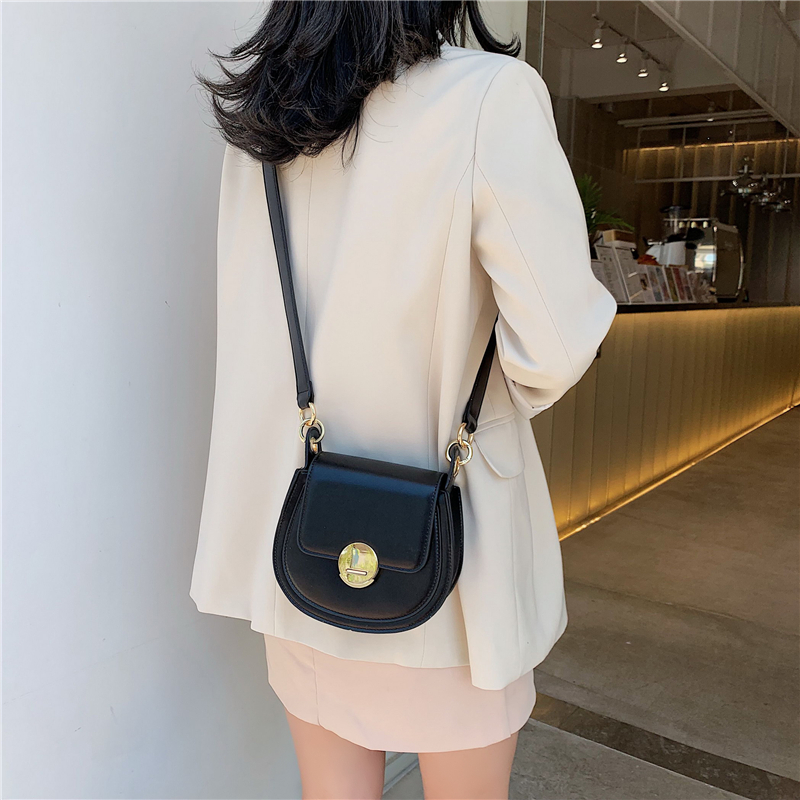 Summer net red envelope bag women's small fresh Korean version wild small ck women's bag High-grade sense of one shoulder crossbody leather saddle bag