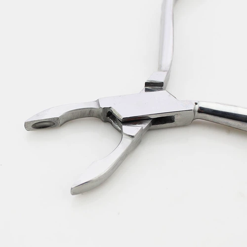 Плозослойки закрывают плоскогубцы из нержавеющей стали.