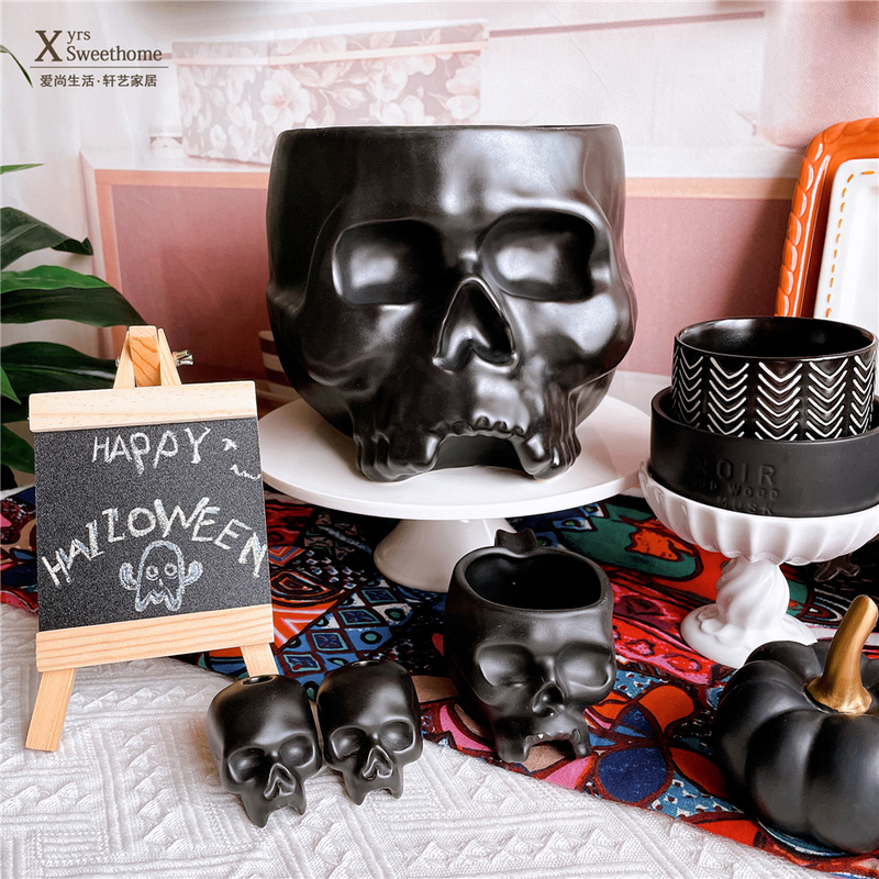 Dark Series Skull Candlestick Halloween Pumpkin Plate Personalized Small Bowl Holiday Decoration Party Tableware