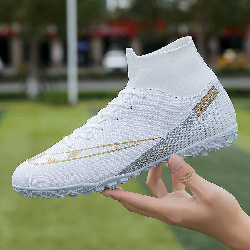 C Roof new football shoes Men and women Students Broken TF Nails Adults Race Long Nails Children Training Artificial Meadow Sneakers