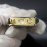 Гонконг Zorro Zorro Zorro Only -Secret Cover Lid в среднем покрытом керосине и нефтяном огне.