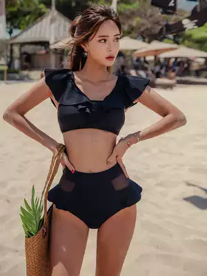 Bikini female swimsuit three-point small chest gathered high waist two-piece hot spring small fresh 2021 new swimsuit