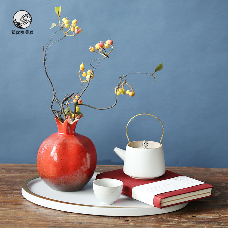 New Chinese-style red pomegranate vase simulation flower teapot white tray package model bedroom tea room decoration