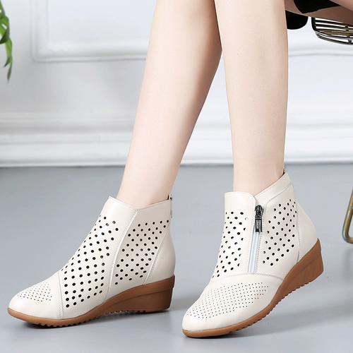 Белые комфортные туфли для матери, летние сапоги, мягкая подошва, из натуральной кожи