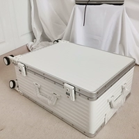 Белая алюминиевая рама