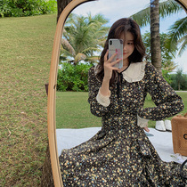 Design sense niche doll collar floral dress long spring womens 2022 new French over-the-knee little black dress